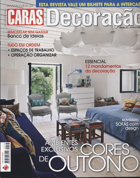 SAV caras decoração september magazine design architecture project luxury interview showroom interview decor blue white chair light