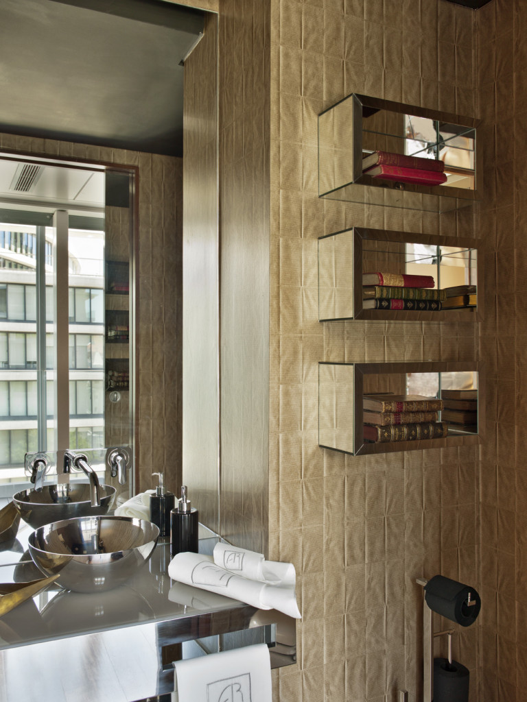 SAV cosmopolitan apartment interior design architecture Interior project luxury art deco 60´s fabulous metallics color silver gold