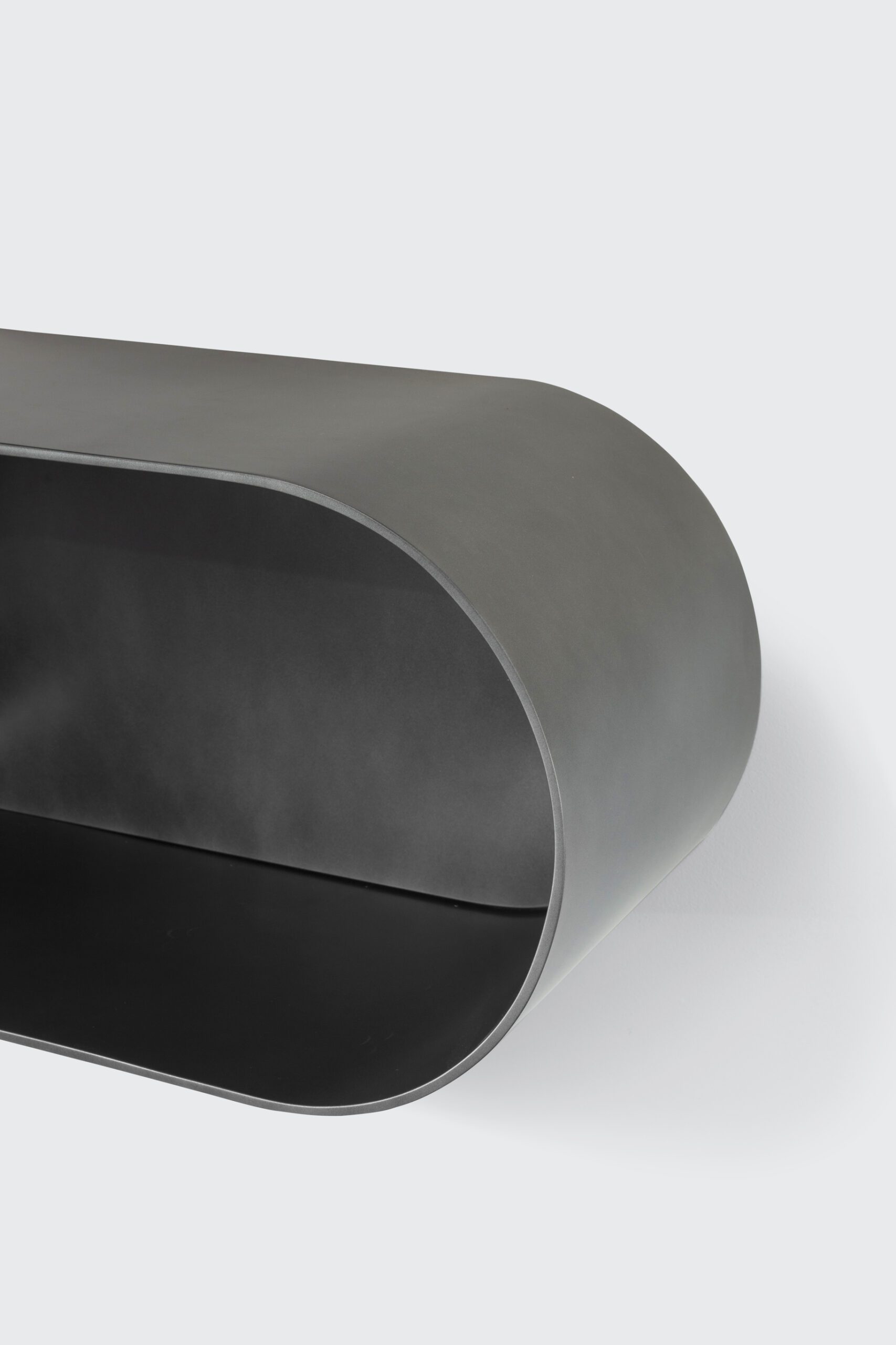 SAV grand petite oval niche interior design architecture product furniture luxury black onyx fiberglass 160cm decor detail bedside table walls support living room